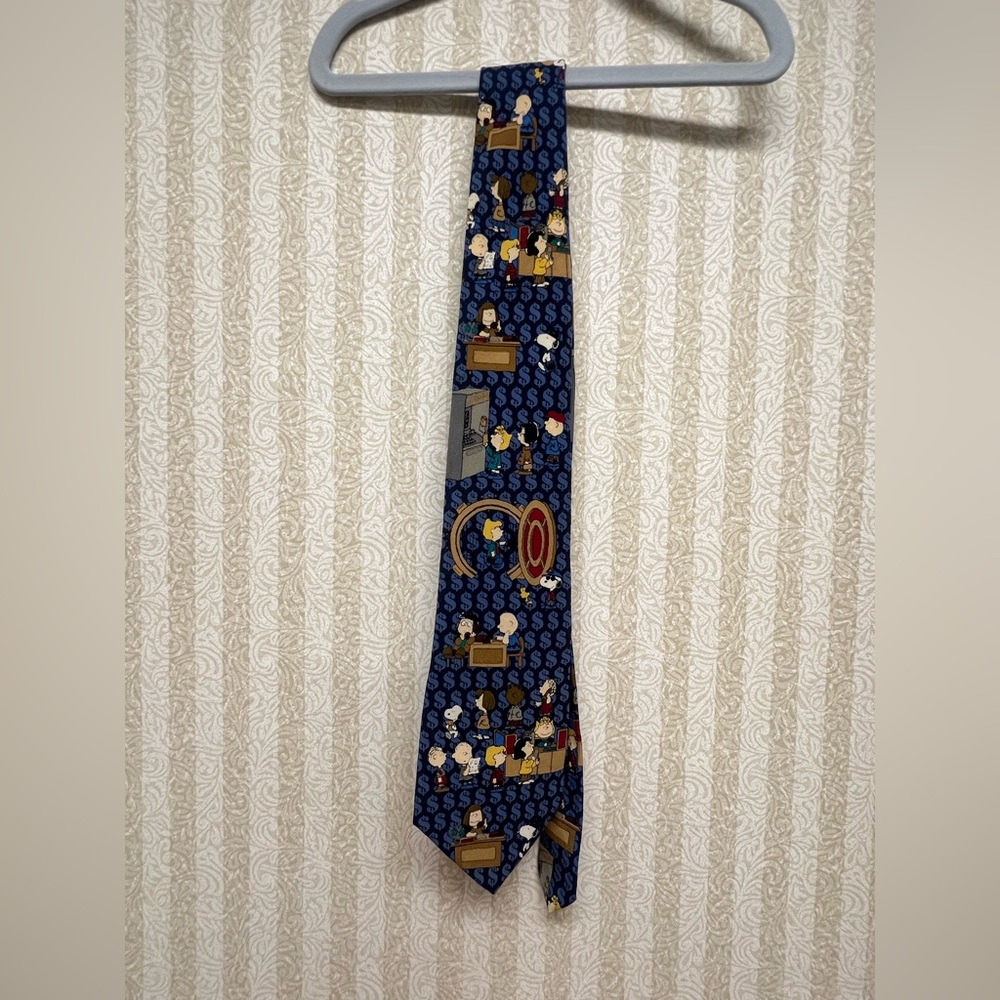 Snoopy and friends Patterned Tie